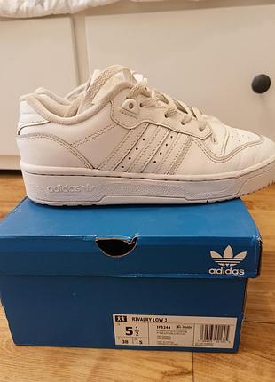 Кеди  adidas originals rivalry low j ( 37-38р)