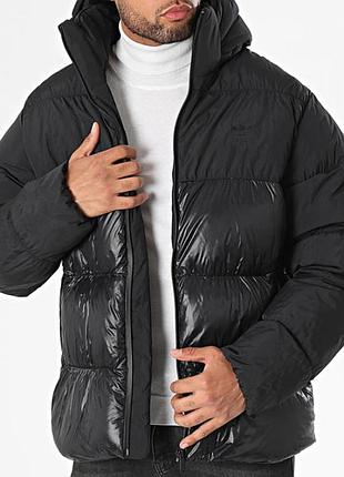 Куртка adicolor down regen hooded puffer il2572