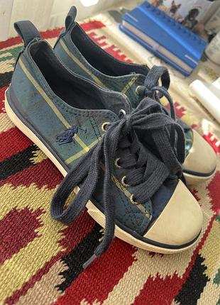 Сині текстильні кеди polo ralph lauren мають характерний картатий принт tartan та фірмовий вишитий логотип