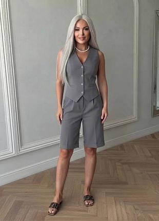 Женский костюм шорты + жилетка