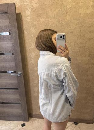 Сорочка в білу смужку
