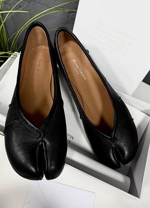 Жіночі чорні балетки табі maison margiela