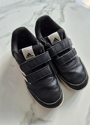 Кроссовки addidas