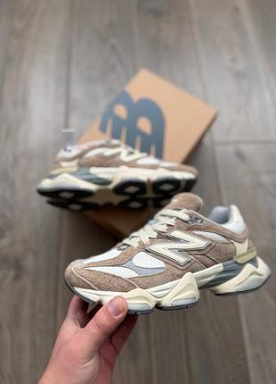 Стильні жіночі кросівки new balance 9060 beige