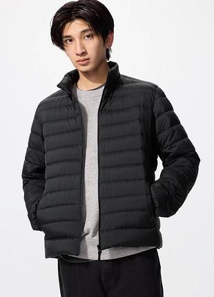 Чоловіча куртка uniqlo на блискавці