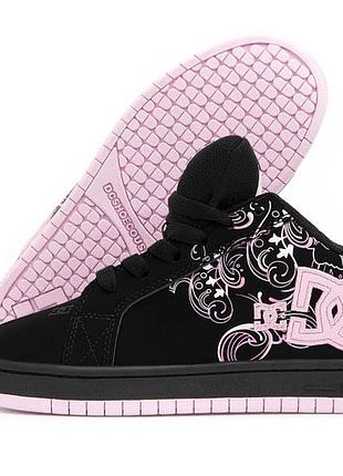 Dc court graffik black нубуковые кроссовки черные 41