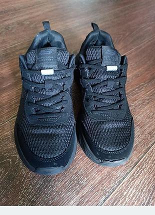 Кроссовки skechers,37 размер