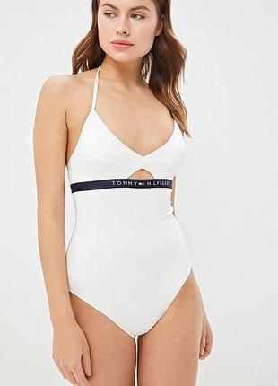 Tommy hilfiger новый купальник xs оригинал