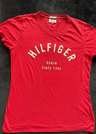 Жіноча яскраво-червона футболка tommy hilfiger | розмір m