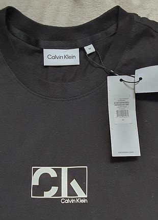 Футболка calvin klein