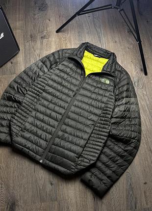 Легкий пуховик the north face 700 / розмір s