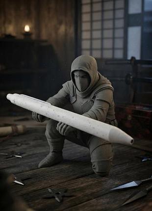 Настольный держатель для ручки ниндзя / органайзер подставка для карандашей и кистей / фигурка ниндзя на стол