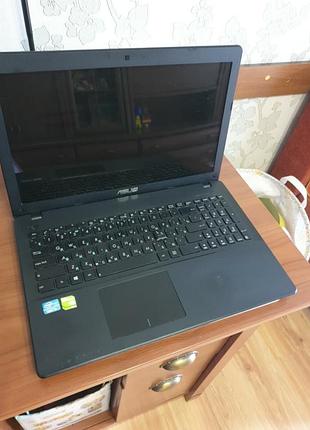 Продам ноутбук asus x552v