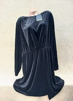 Платье,р54-56🖤🖤🖤