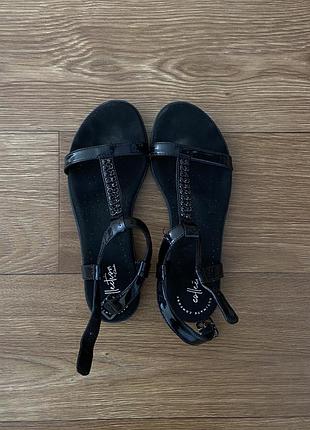 Чорні шкіряні босоніжки clarks оригінал розмір 38 (на стопу 24-24.5 см)