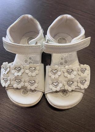 Дитячі босоніжки chicco