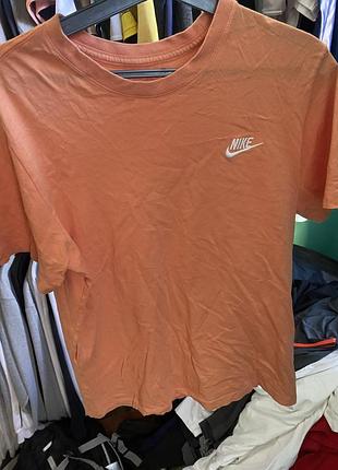 Футболка чоловіча nike