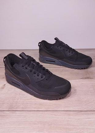 Кроссовки terrescspe 46р