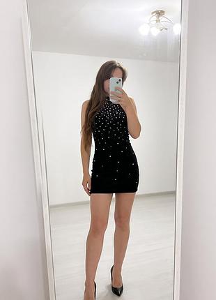 Чорна сукня zara із стразами