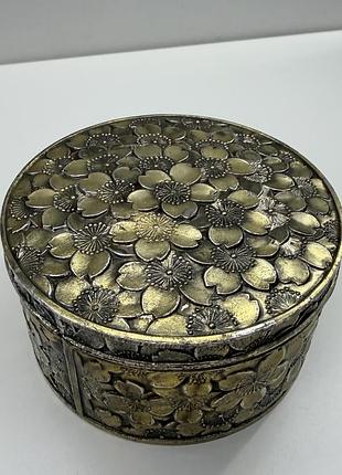 Вінтажна японська декоративна шкатулка made in japan. ☝️ відправка здійснюється після повної оплати на карту.