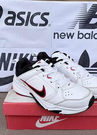 Кроссовки nike defyallday monarch кожаные для тренировок