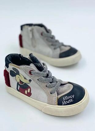 Zara дитячі кеди mickey mouse