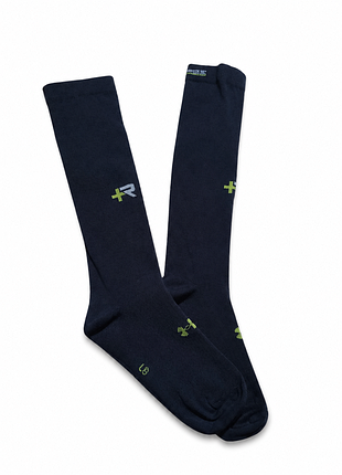 250 грн
компресійні оригінальні шкарпетки under armour ua recharge energy. 
розмір lg( 43-46)
стан ідеальний