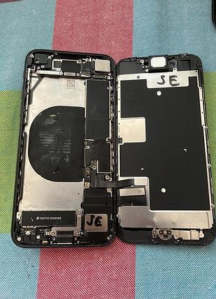 Телефон iphone se 2020 6