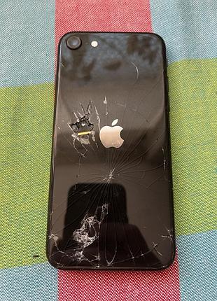 Телефон iphone se 2020 5
