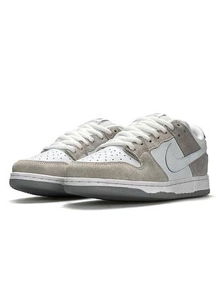 Nike sb dunk low pro beige white