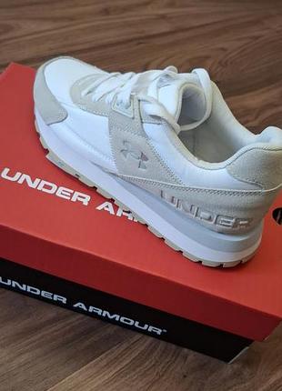 Оригінальні кросівки under armour розмір39