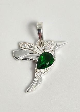 Серебряный подвес птичка из зеленый и белый фианит.