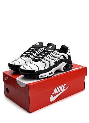 Nike air max plus white black 3
