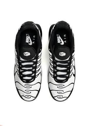 Nike air max plus white black 4