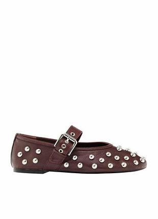 Лаковые туфли в стразах от river island studio.