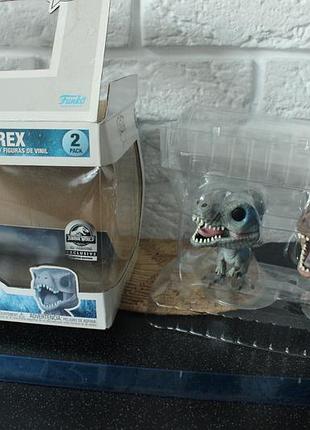 Набор фигурок funko pop! "jurassic world: the exhibition exclusive blue and t-rex