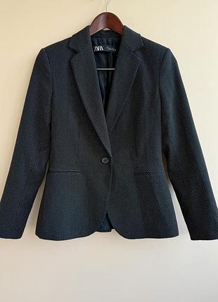 Чорний жіночий жакет zara в крапинку горох піджак