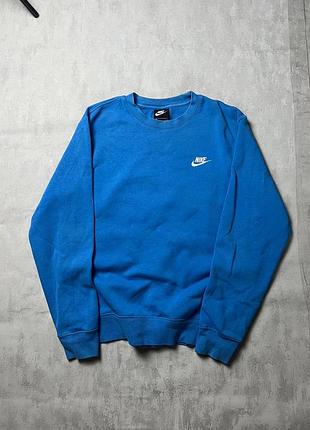 Кофта nike   состояние хорошое  размер- s-m  замеры  длина-66 ширина-55 длина рукава от плеча-62  цена-300грн