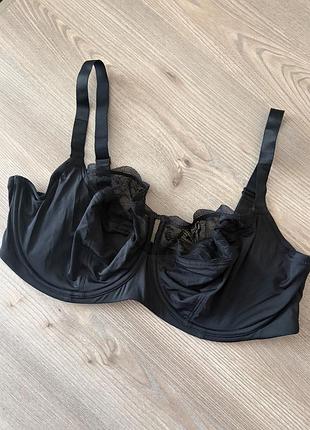 Чорний класичний бюстгальтер з мереживом primark