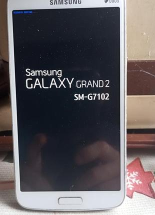 Продам телефон самсунг g7102