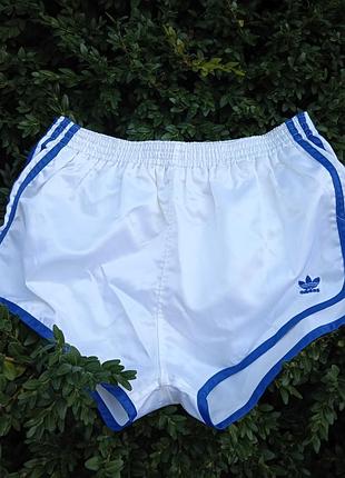 Шорты винтажные adidas в новом состоянии