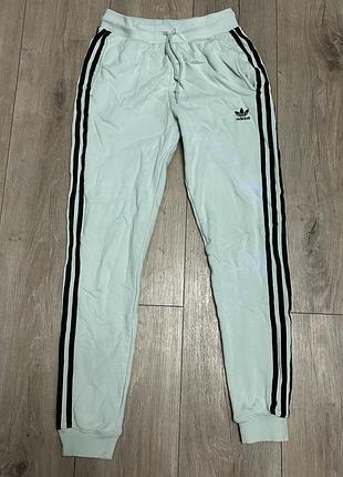 Спортивні штани adidas