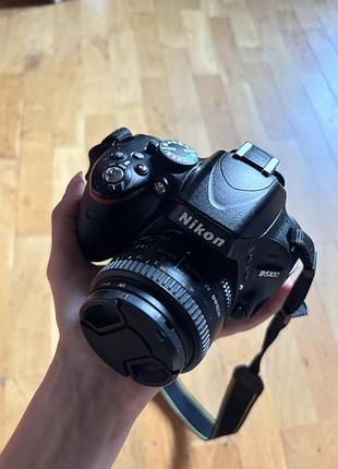 Камера nikon d5100 з двома обʼєктивами