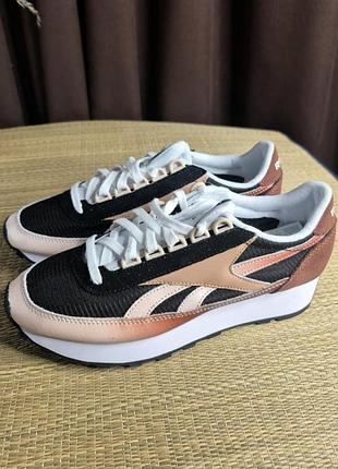 Женские кроссовки reebok (04)