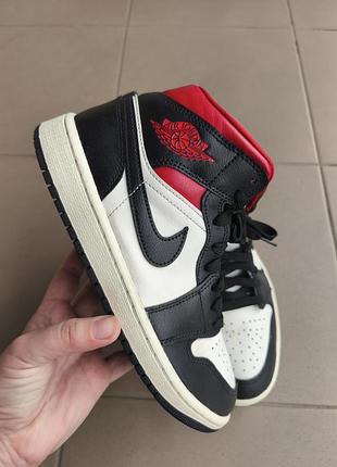Оригинальные кроссовки nike jordan