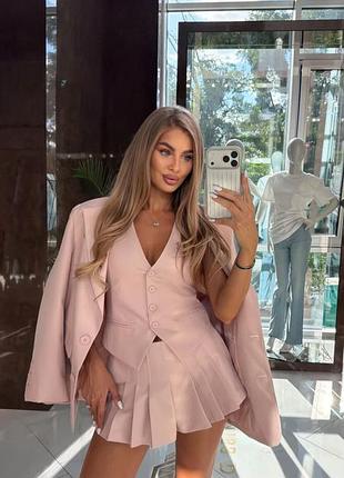 Костюм жилет жилетка юбка-шорти бренду miss diamond в білому кольорі