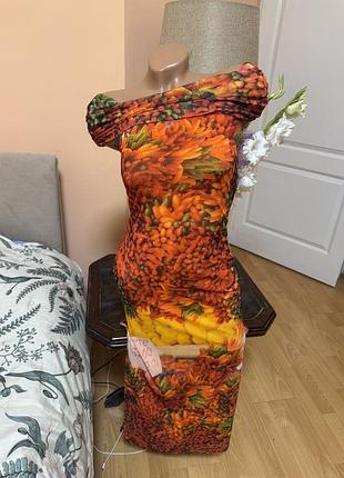 Сукня zara з квітковим принтом