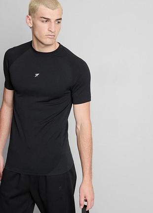 Спортивна футболка primark розмір с