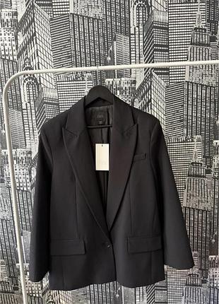 Чорний жіночій піджак оверсайз zara новий чорний блейзер вільного крою з плечиками зара