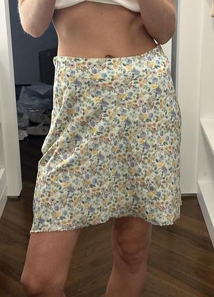 Спідниця zara xs квітковий принт, міні, сатинова